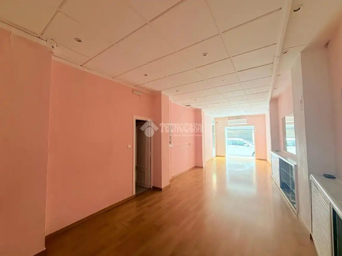 Local comercial de lloguer a Valdepeñas, imagen 3