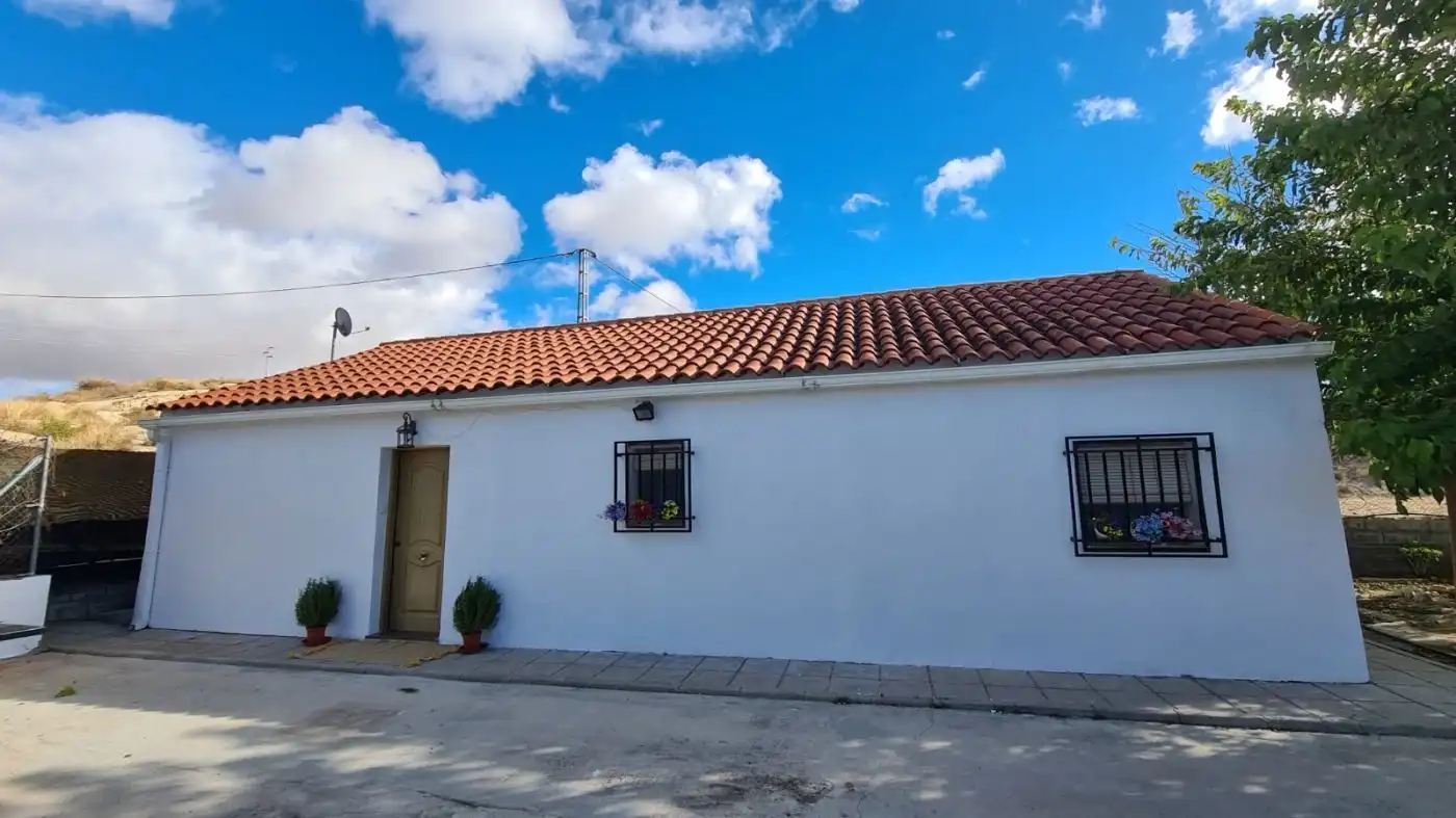 Casa in vendita a Baza