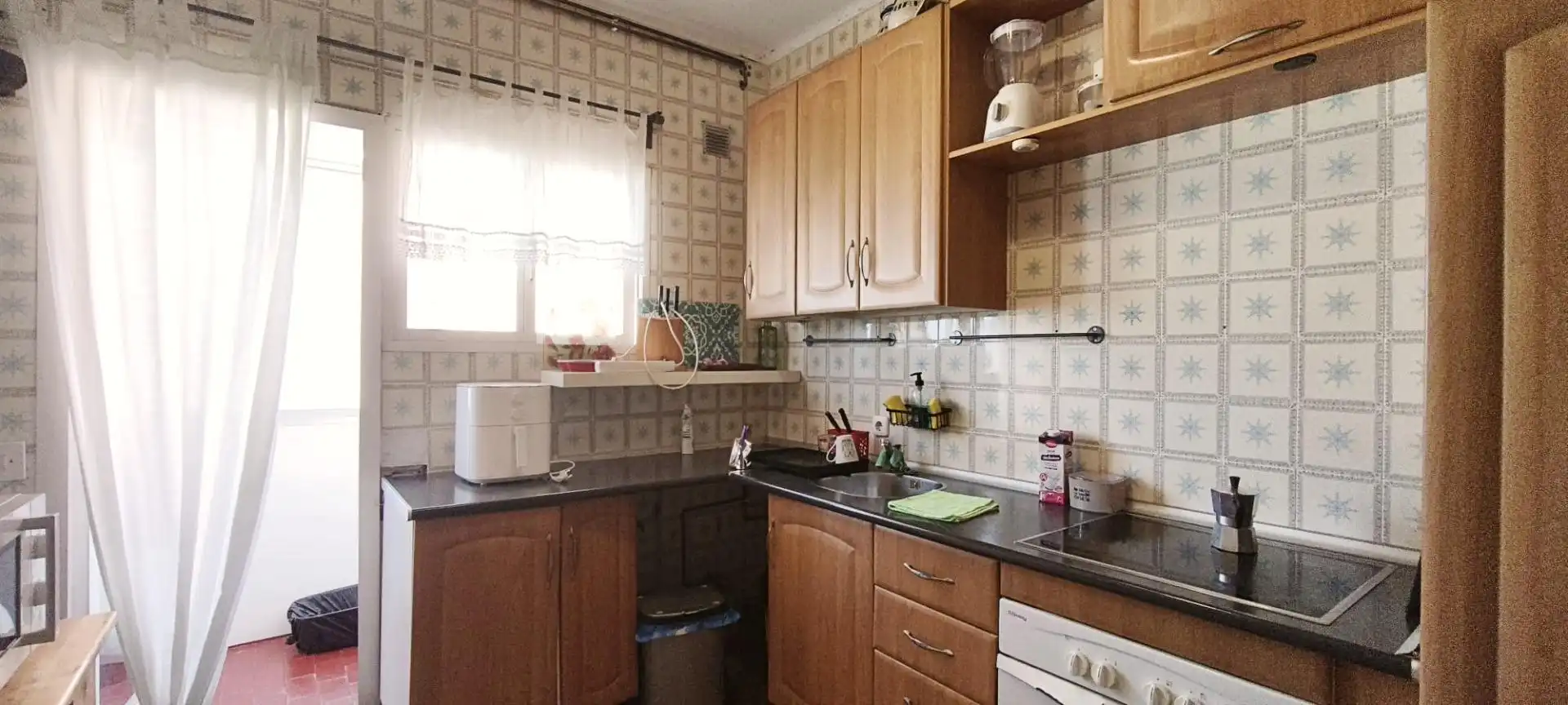 Cocina de Piso en venta en Cádiz con Terraza y Trastero