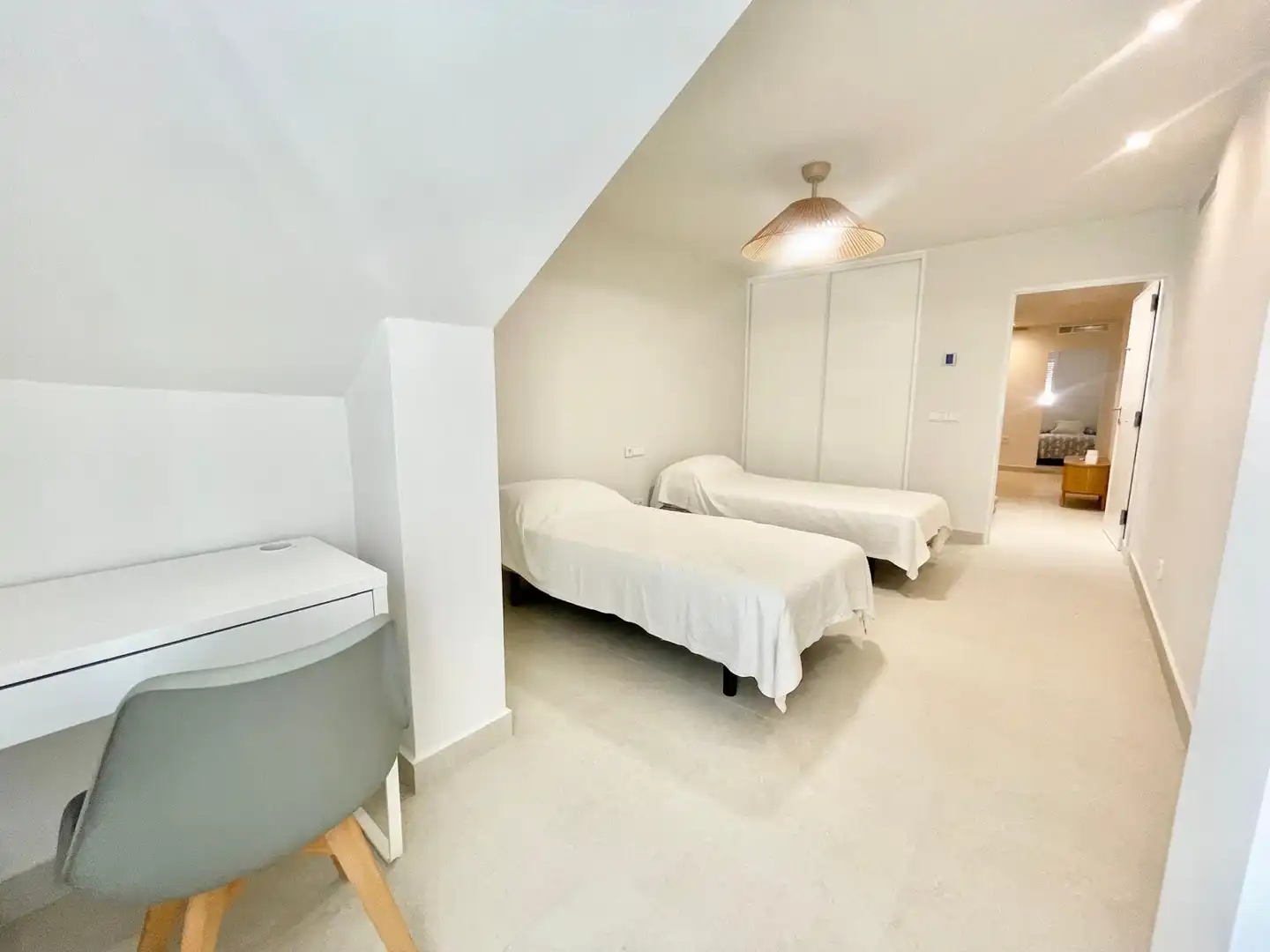Dormitori de Casa o xalet de lloguer en Orihuela amb Aire condicionat, Calefacció i Parquet
