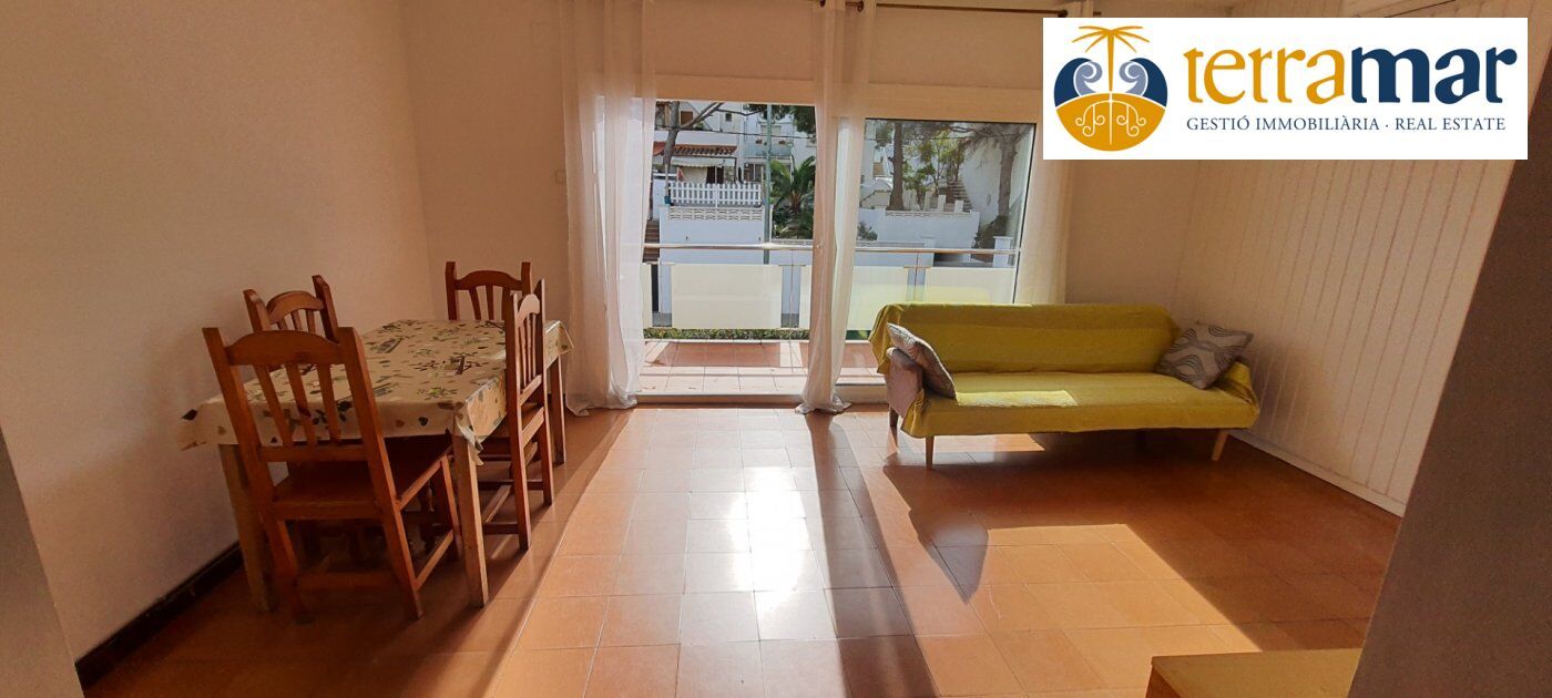 Exterior view of Apartment to rent in Castelldefels  with Air Conditioner, Heating and Terrace
