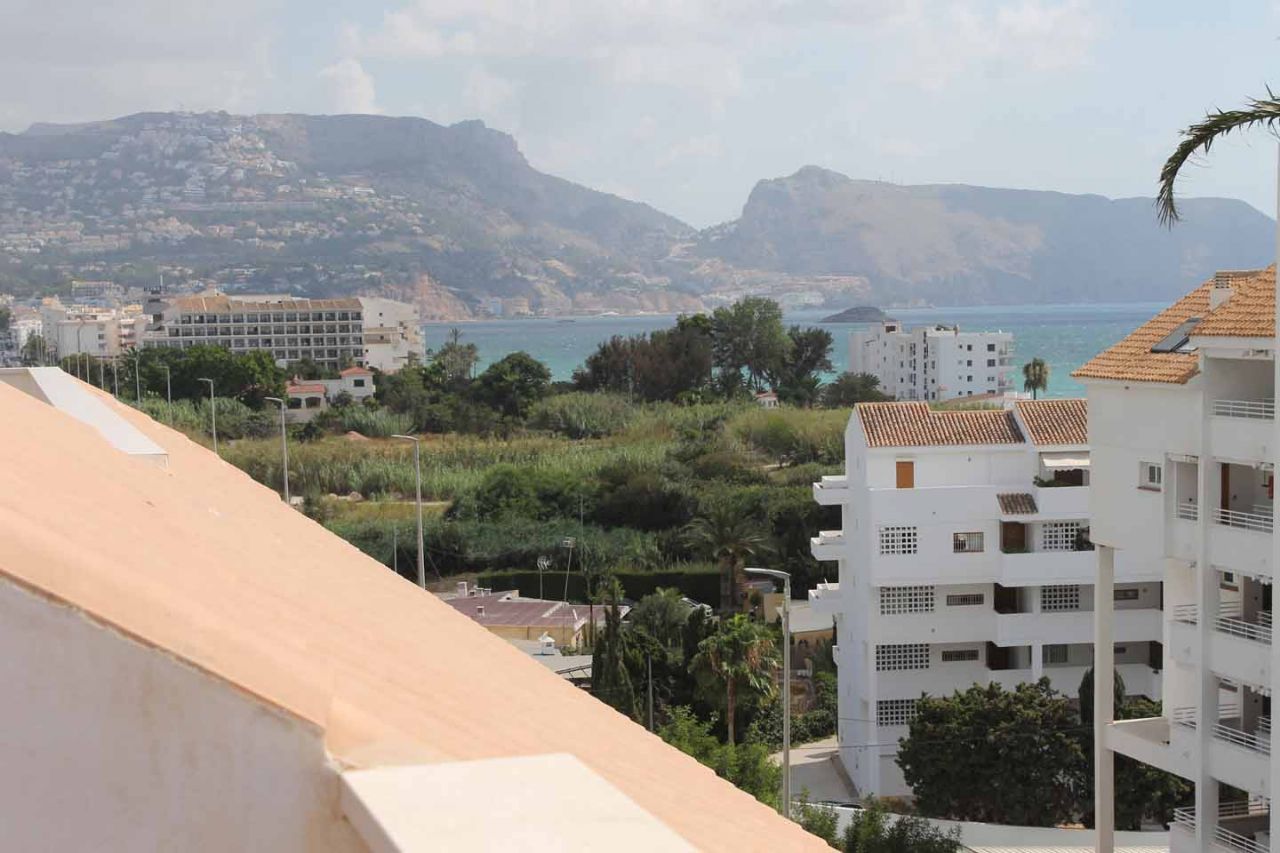 Exterior view of Attic to rent in Altea  with Air Conditioner, Heating and Terrace
