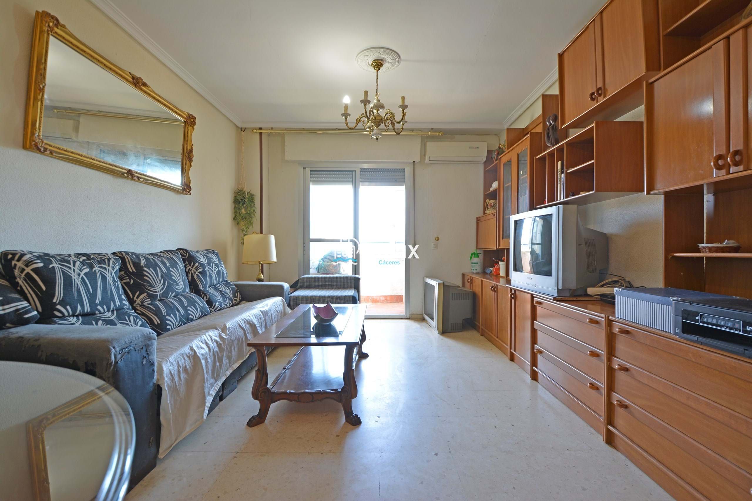 Living room of Flat for sale in Cáceres Capital  with Air Conditioner, Terrace and Balcony