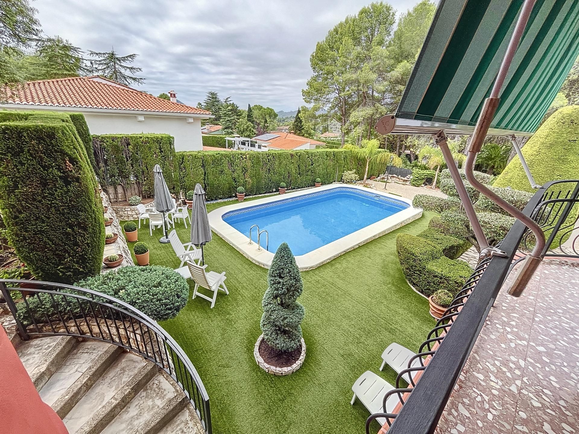 Swimming pool of House or chalet for sale in Genovés  with Air Conditioner, Heating and Private garden