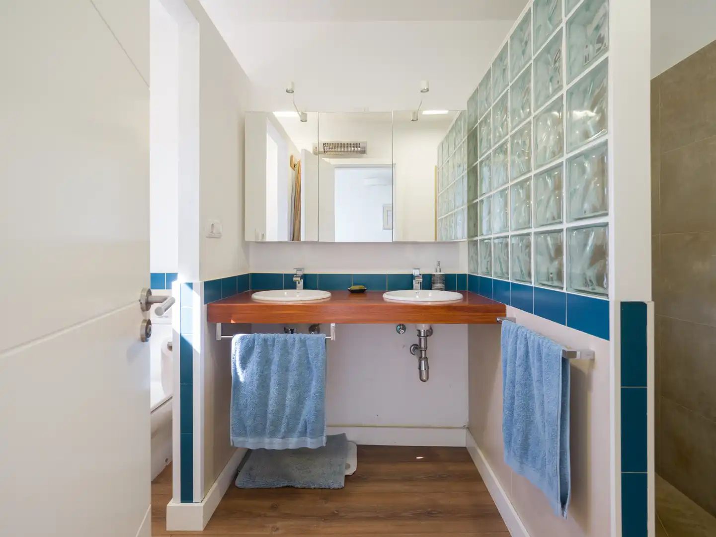 Bathroom of Houses for sale in Telde  with Heating, Private garden and Parquet flooring