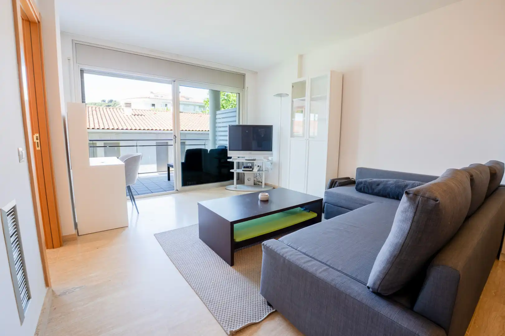 Sala de estar de Apartamento en venta en Castell d'Aro, Platja d'Aro i s'Agaró con Aire acondicionado, Calefacción y Terraza