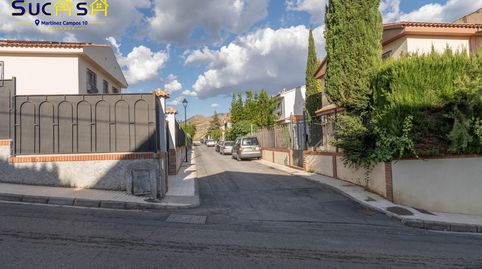CHALET CON PISCINA Y JARDÍN A SOLO 10 MINUTOS DE GRANADA, imagen 5