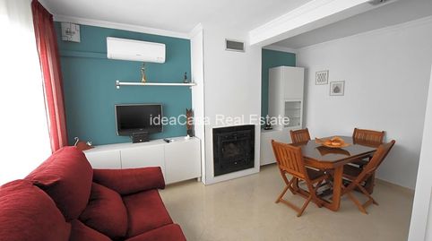 Foto 3 de Piso de alquiler en San Alberto - La Alcubilla - Florisol, Málaga Capital