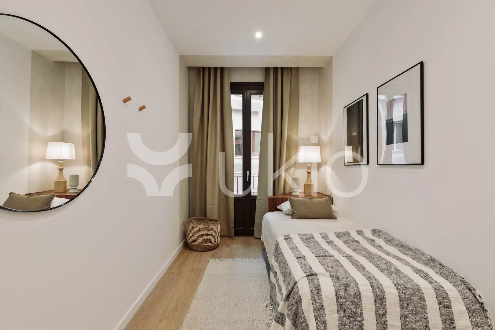 Schlafzimmer von Wohnungen zur Miete in Barcelona mit Klimaanlage, Heizung und Möbliert