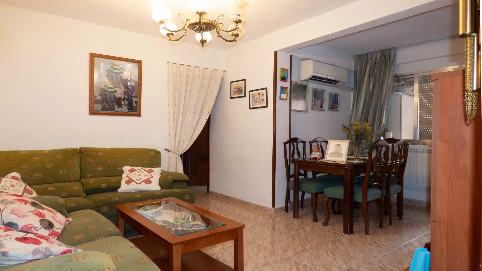 Sala de estar de Piso en venta en Móstoles con Terraza y Balcón