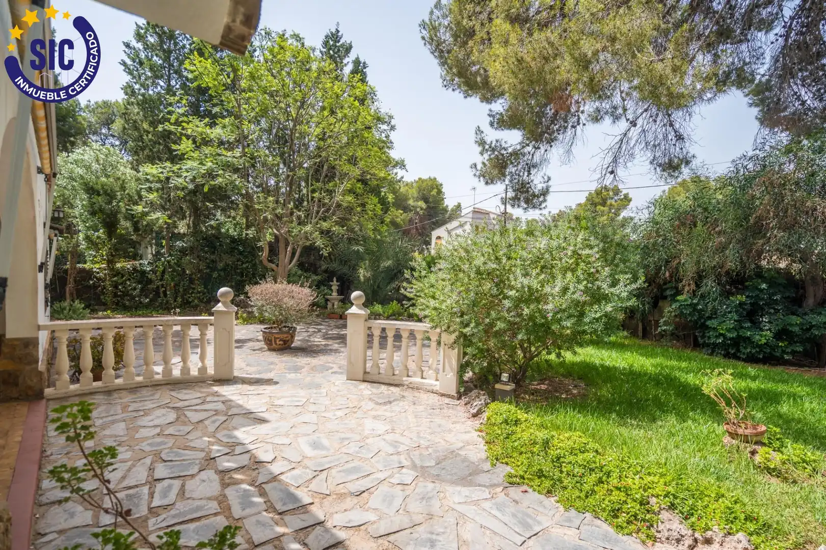 Jardín de Casa o chalet en venta en Serra con Aire acondicionado, Calefacción y Jardín privado