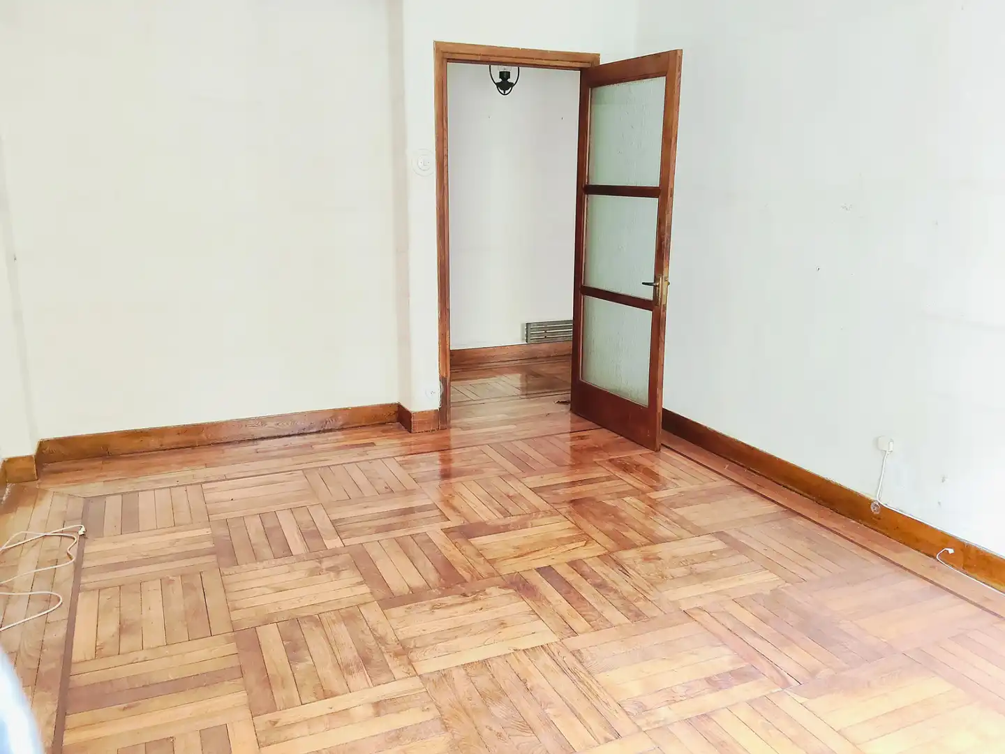 Dormitori de Pis en venda en Santander amb Parquet i Terrassa