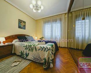 Bedroom of Flat for sale in Gijón   with Heating