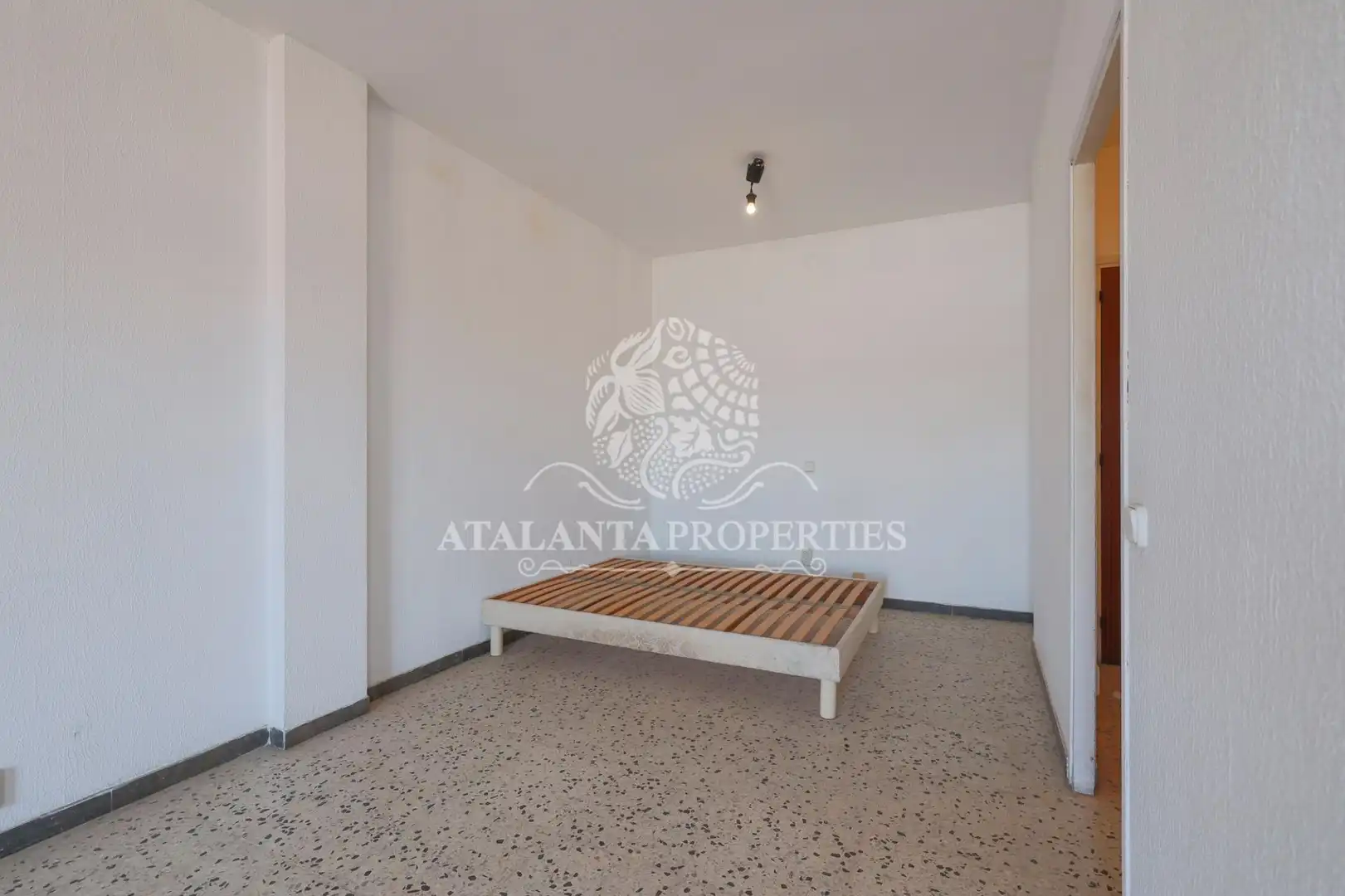 Habitación de Ático en venta en Barcelona con Terraza y Balcón