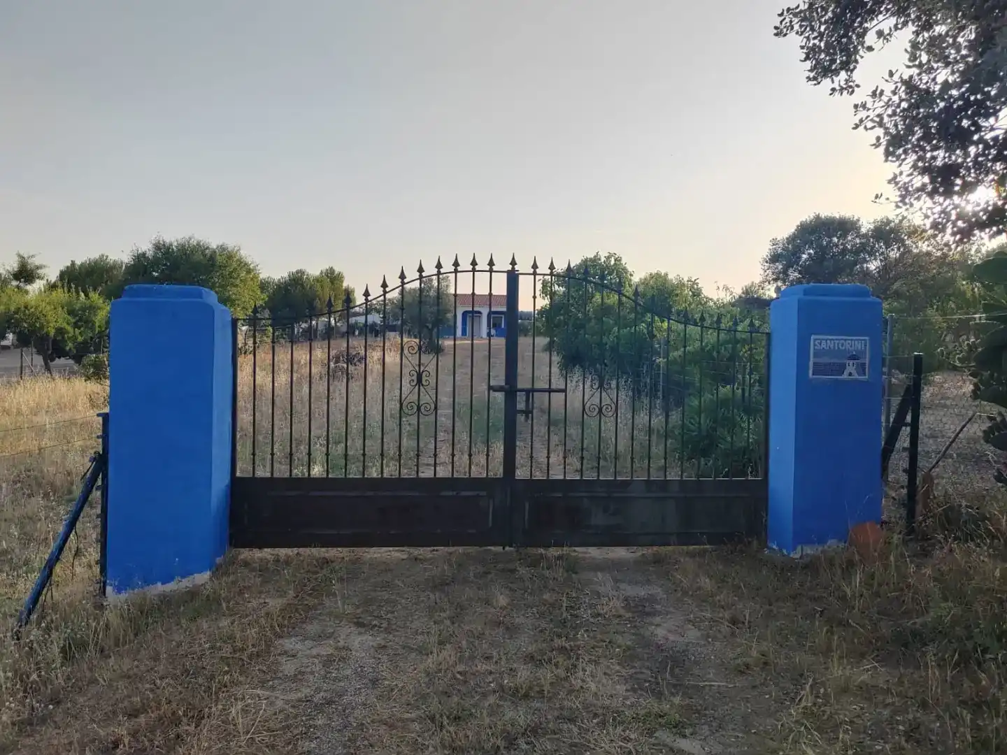 Finca rústica en venda en Arroyo de la Luz amb Jardí privat, Piscina i Moblat