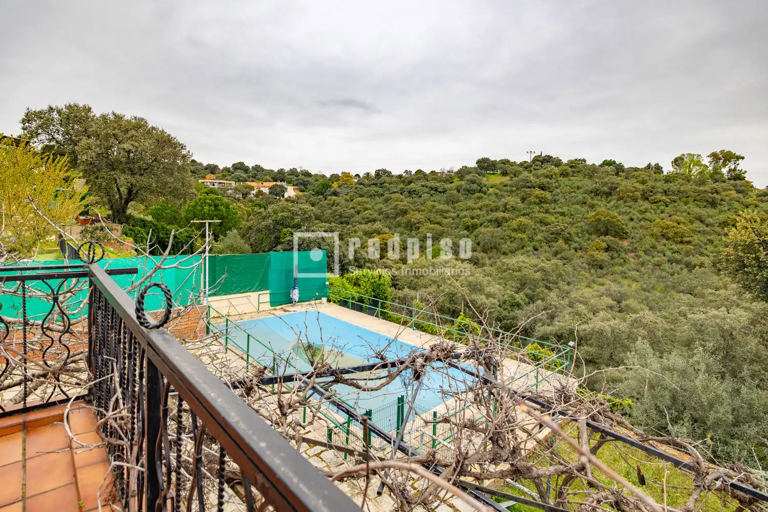Houses for sale in Villa del Prado  with Heating, Private garden and Terrace