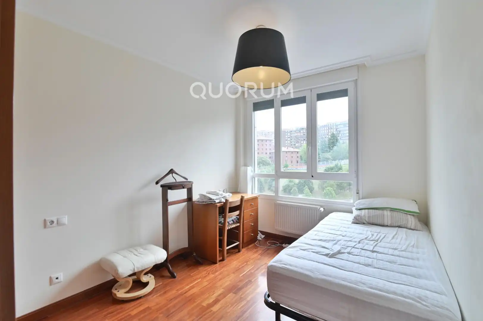 Habitación de Piso en venta en Bilbao  con Calefacción y Terraza