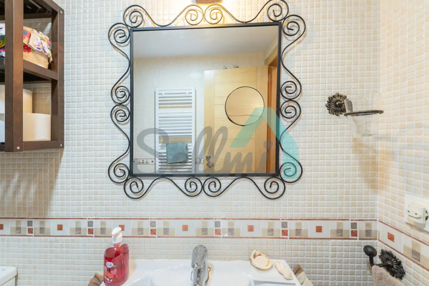 Baño de Planta baja en venta en Somiedo con Calefacción, Parquet y Terraza