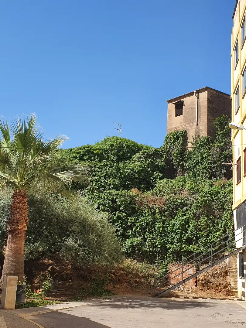 Außenansicht von Haus oder Chalet zum Verkauf in Borriol mit Privatgarten, Terrasse und Balkon