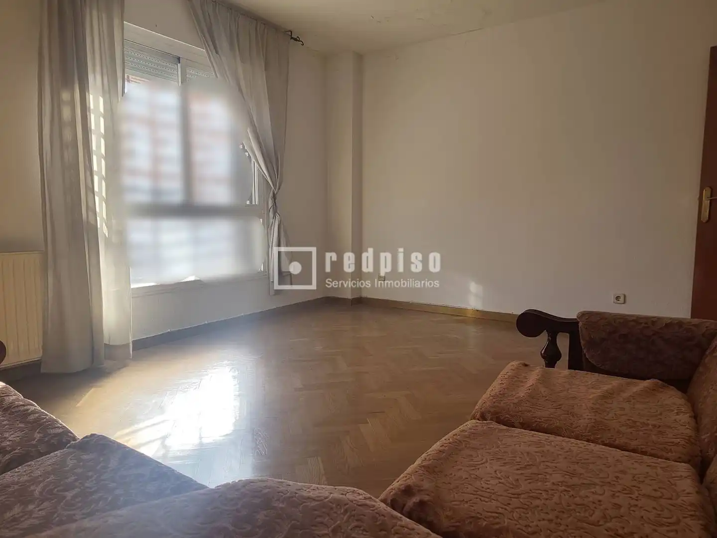 Habitación de Piso en venta en Madrid con Aire acondicionado, Calefacción y Jardín privado