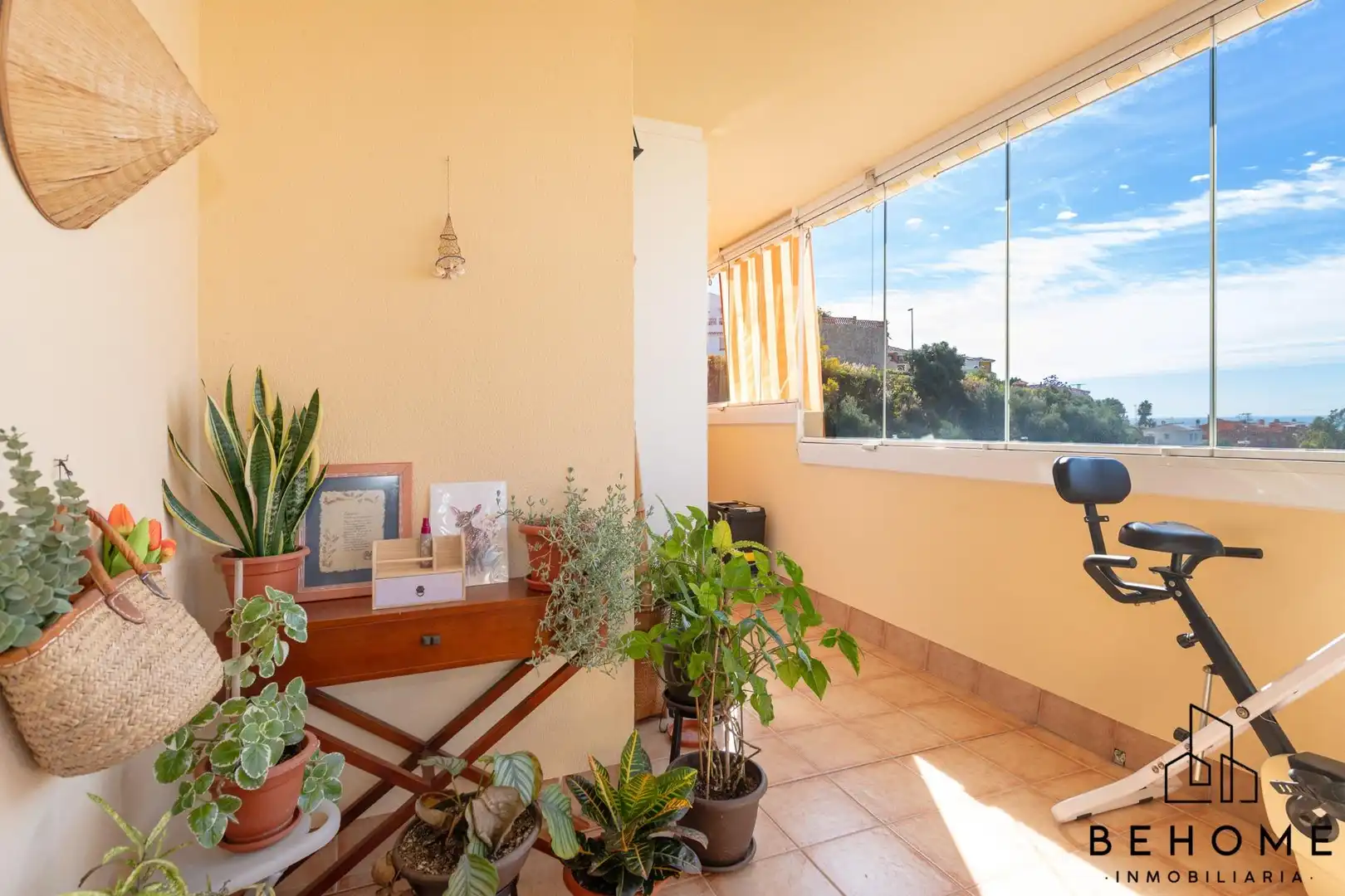 Terraza de Piso en venta en Rincón de la Victoria con Trastero y Piscina comunitaria