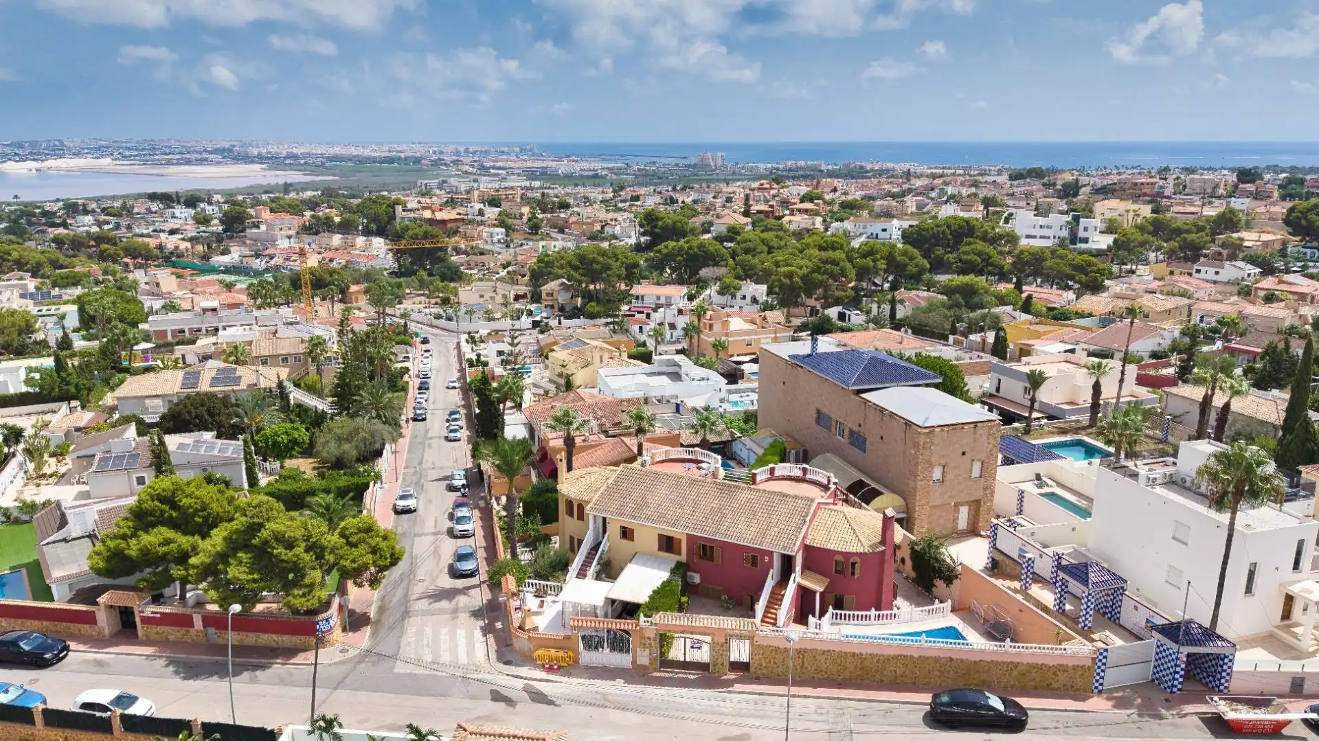 Vista exterior de Casa o chalet en venta en Torrevieja con Aire acondicionado, Calefacción y Terraza