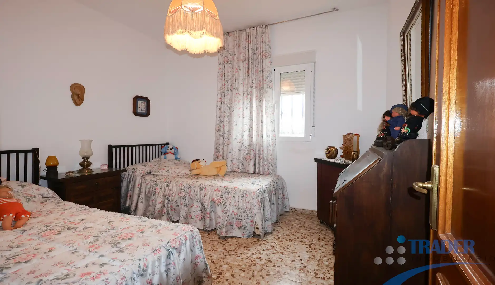 Dormitori de Casa adosada en venda en Los Santos de la Humosa amb Jardí privat, Terrassa i Traster