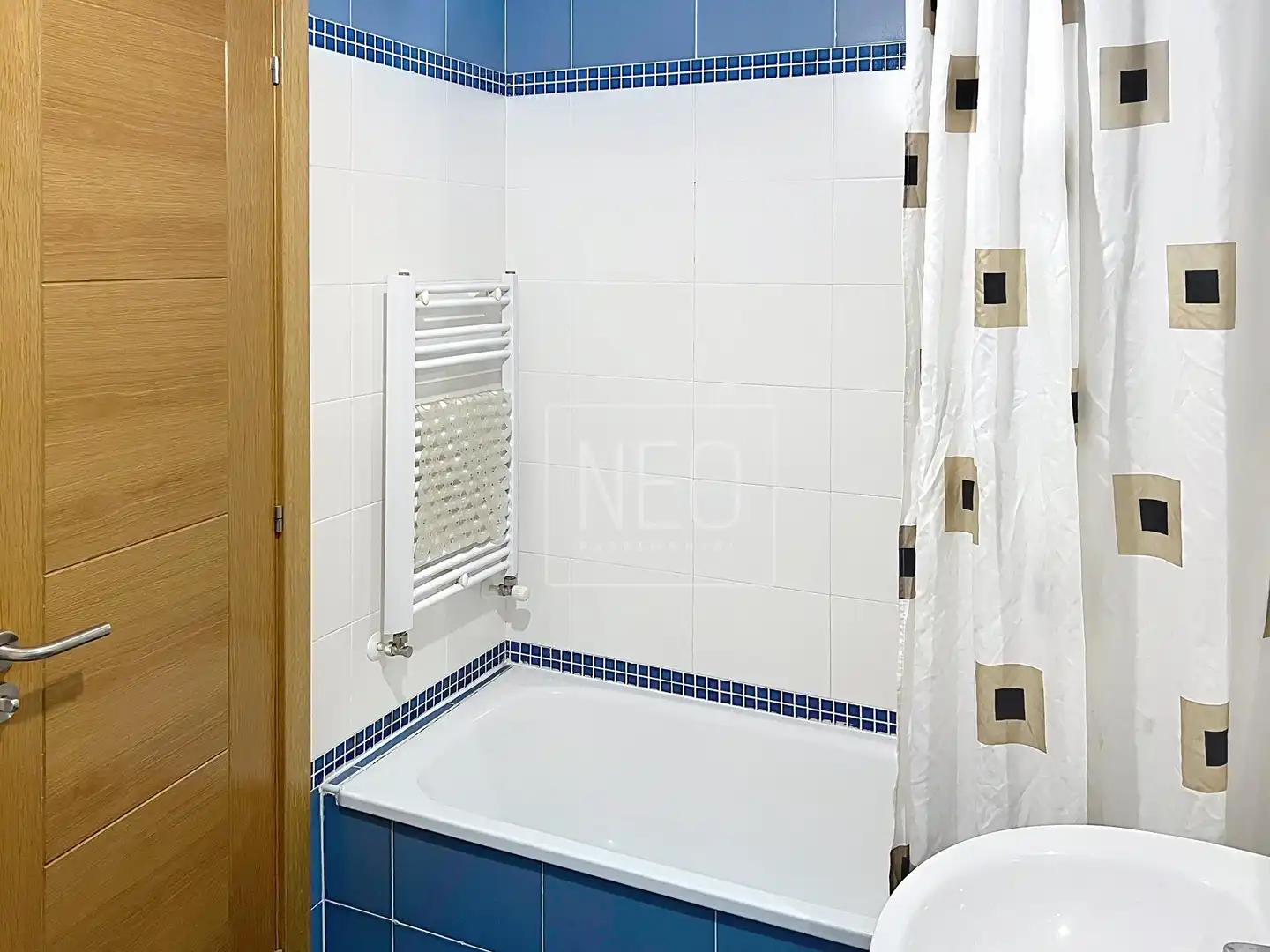 Baño de Piso en venta en Rivas-Vaciamadrid con Aire acondicionado, Calefacción y Jardín privado