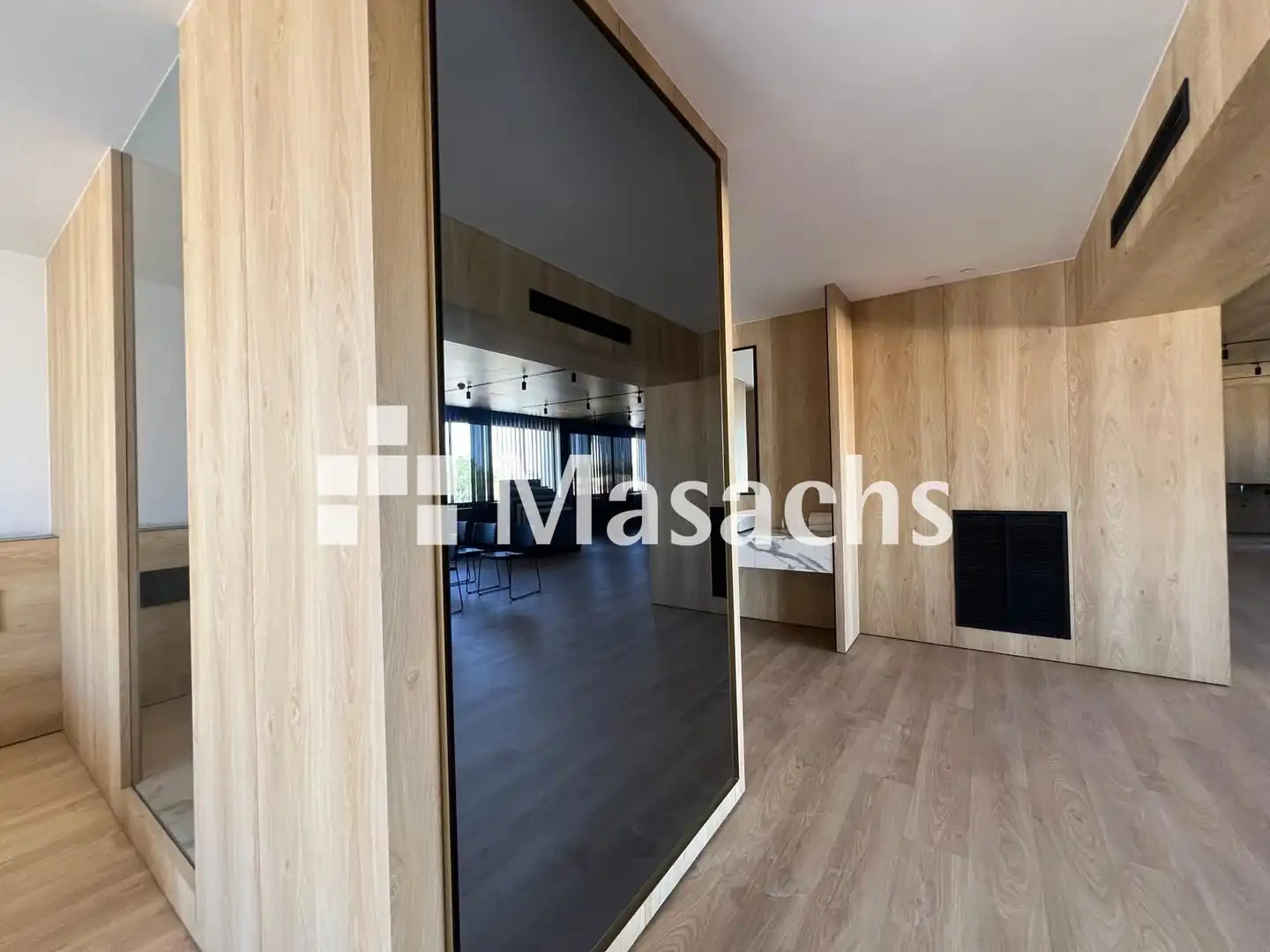 Schlafzimmer von Fabrikhallen zur Miete in Martorelles