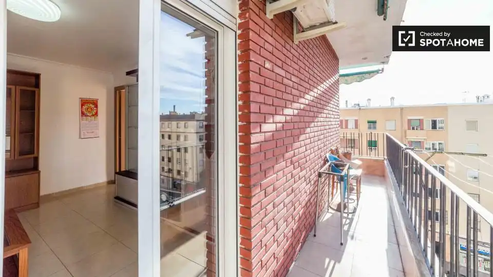 Terraza de Piso para compartir en Valencia con Aire acondicionado, Terraza y Amueblado