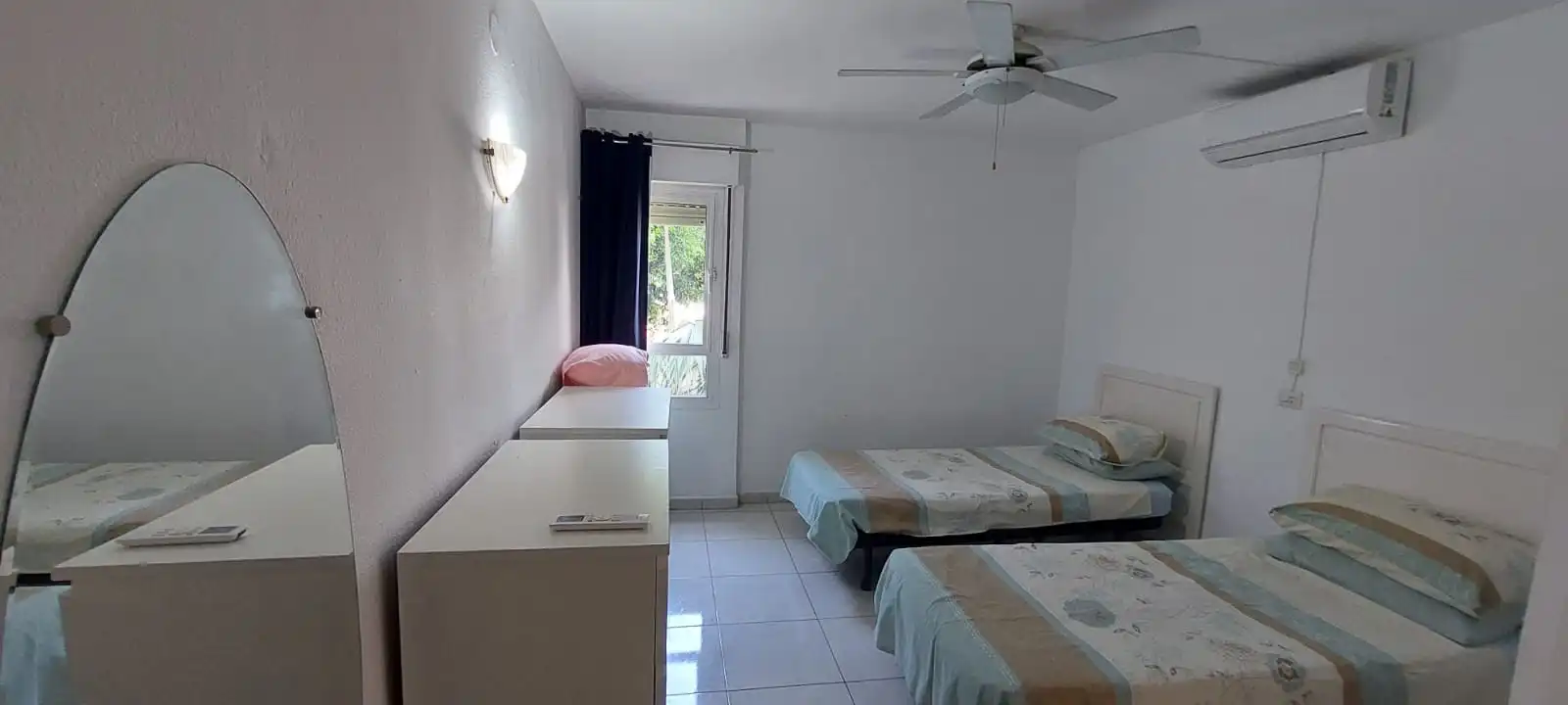 Bedroom of Apartments for sale in Benalmádena  with Air Conditioner, Terrace and Furnished