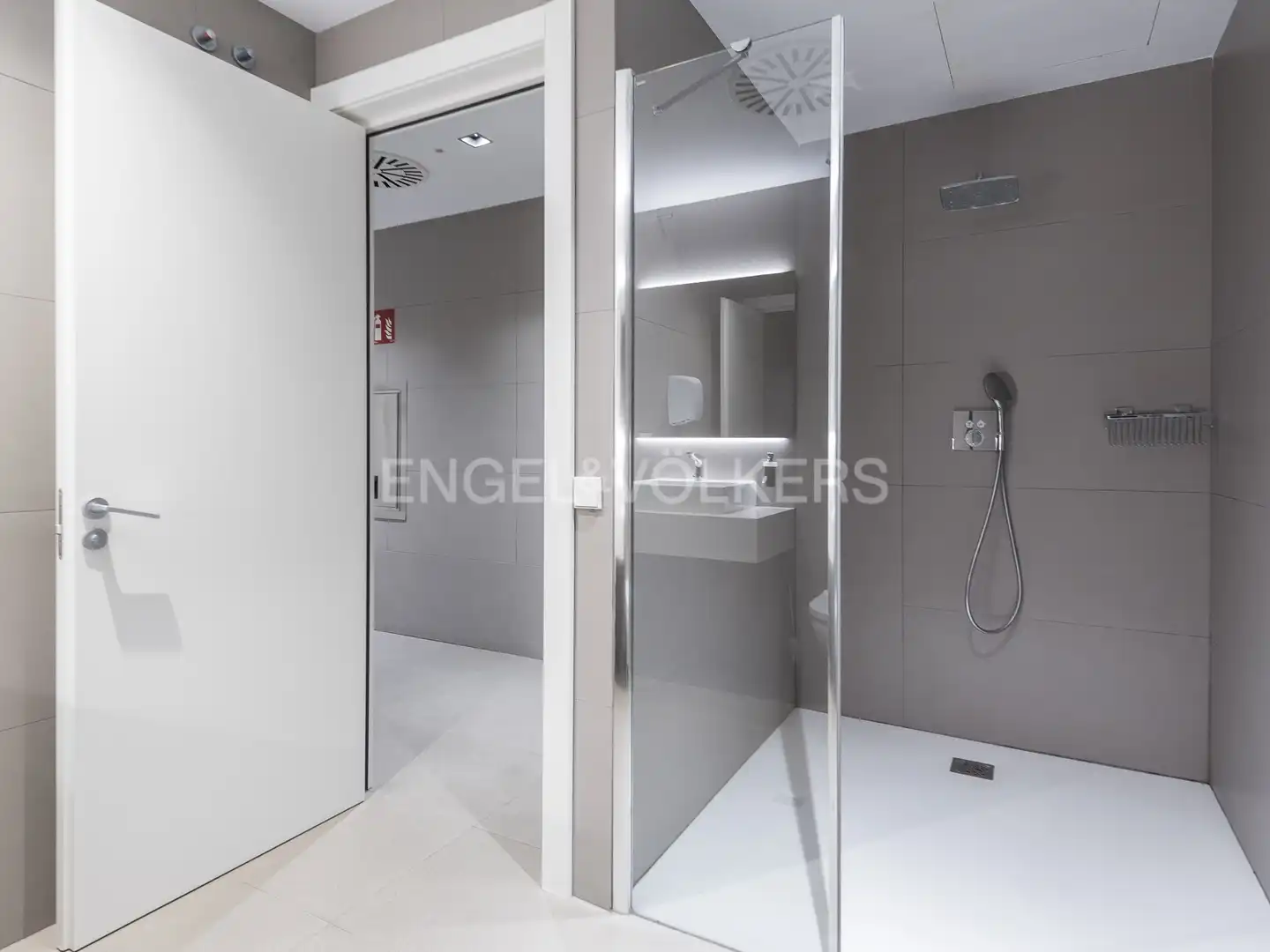 Baño de Piso en venta en Barcelona con Aire acondicionado, Calefacción y Parquet