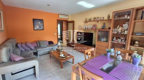 Foto 2 de Piso en venta en Calle Vinebre, Jesús - Els Reguers, Tortosa