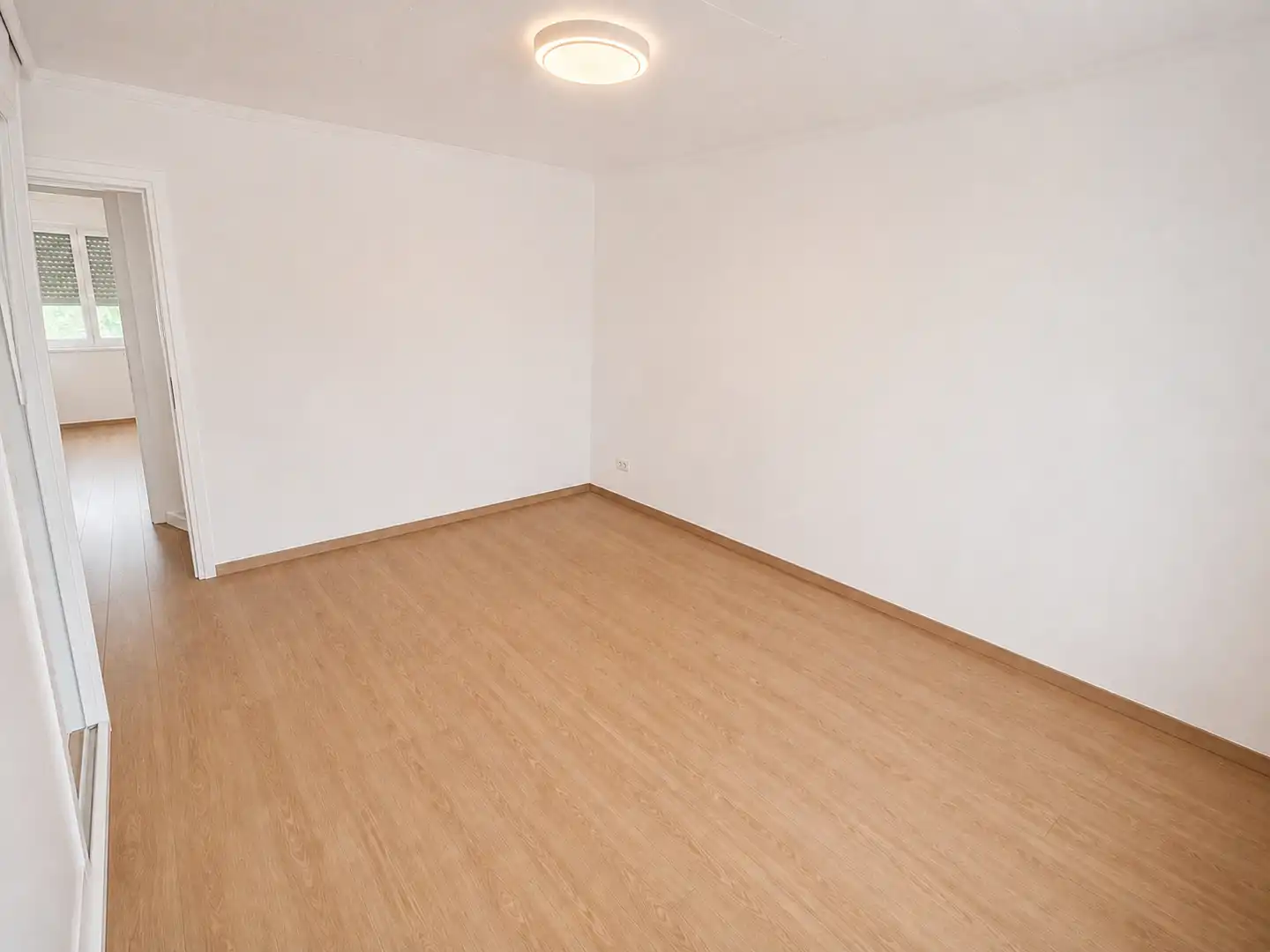 Dormitori de Pis en venda en Sant Boi de Llobregat amb Aire condicionat, Parquet i Forn