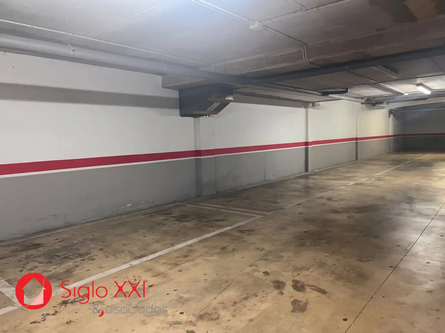 Parking of Flat for sale in Madrigal 