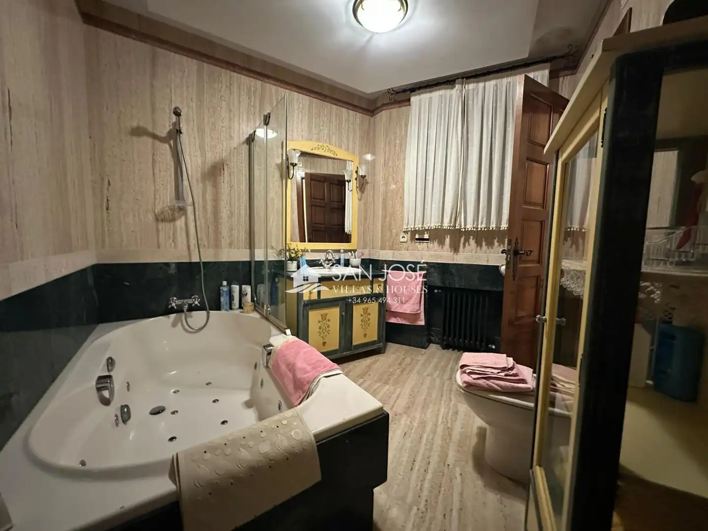 Baño de Casa o chalet en venta en Novelda con Aire acondicionado, Calefacción y Jardín privado