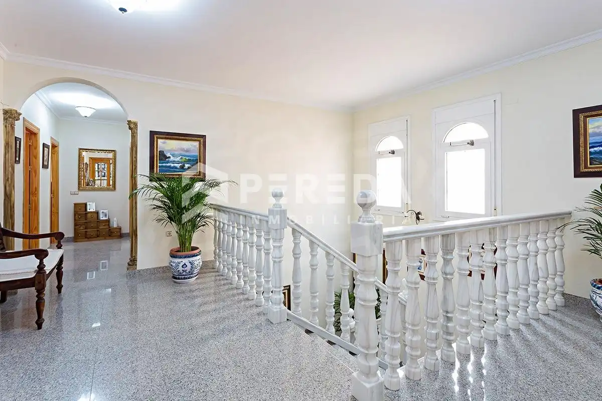 Casa adosada en venta en Roquetas de Mar con Aire acondicionado, Jardín privado y Terraza