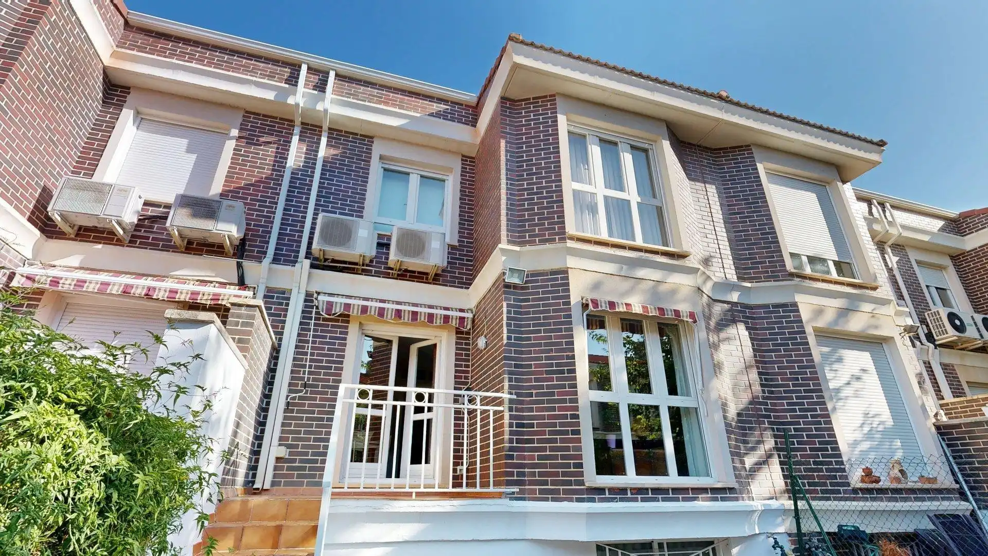Vista exterior de Casa adosada en venta en Montecanal - Valdespartera - Arcosur