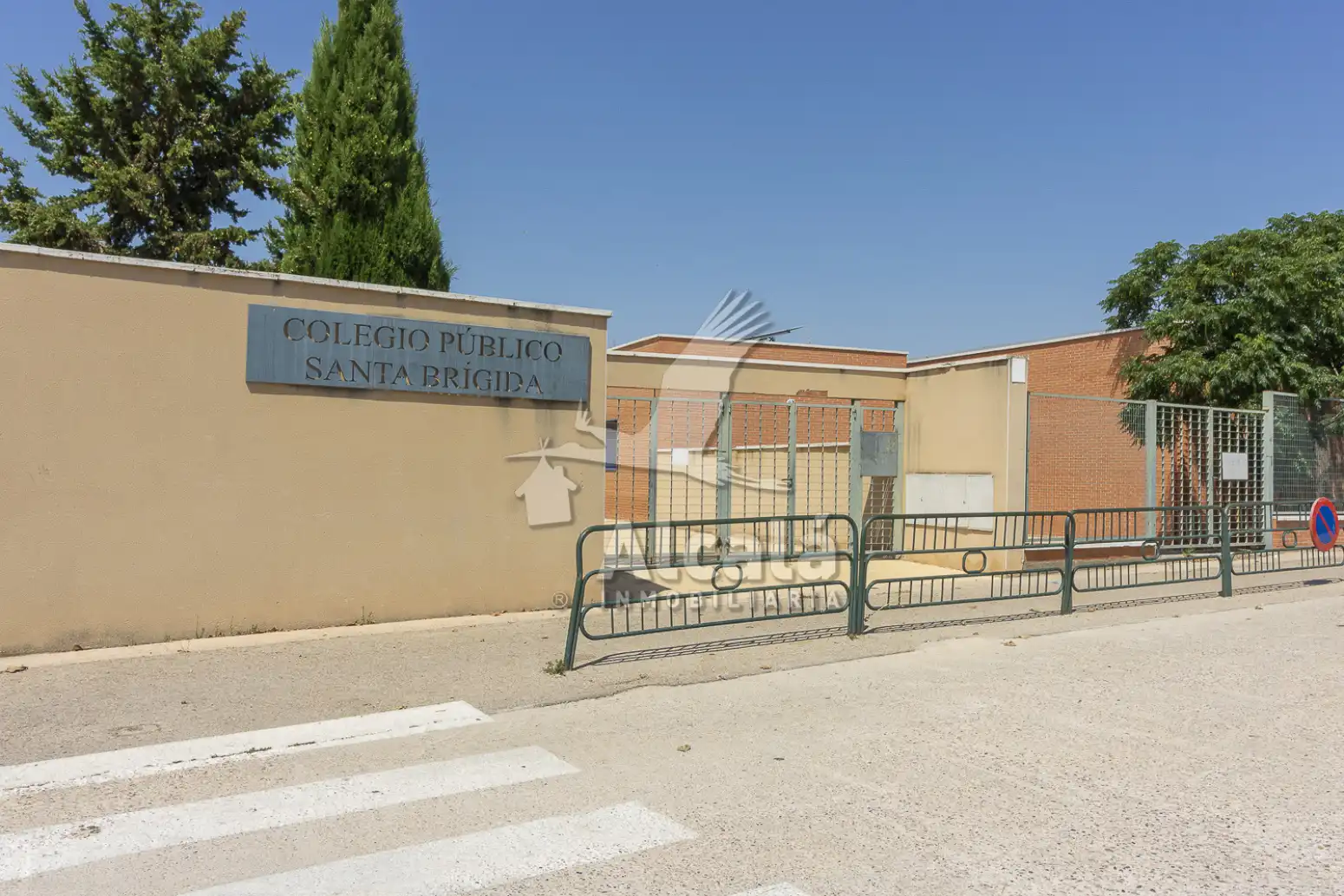 Vista exterior de Pis en venda en Pozo de Guadalajara amb Aire condicionat, Calefacció i Terrassa