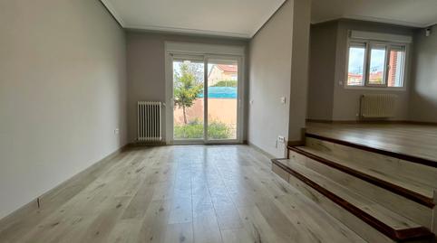 Foto 4 de Casa adosada en venda a La Lastrilla , Segovia