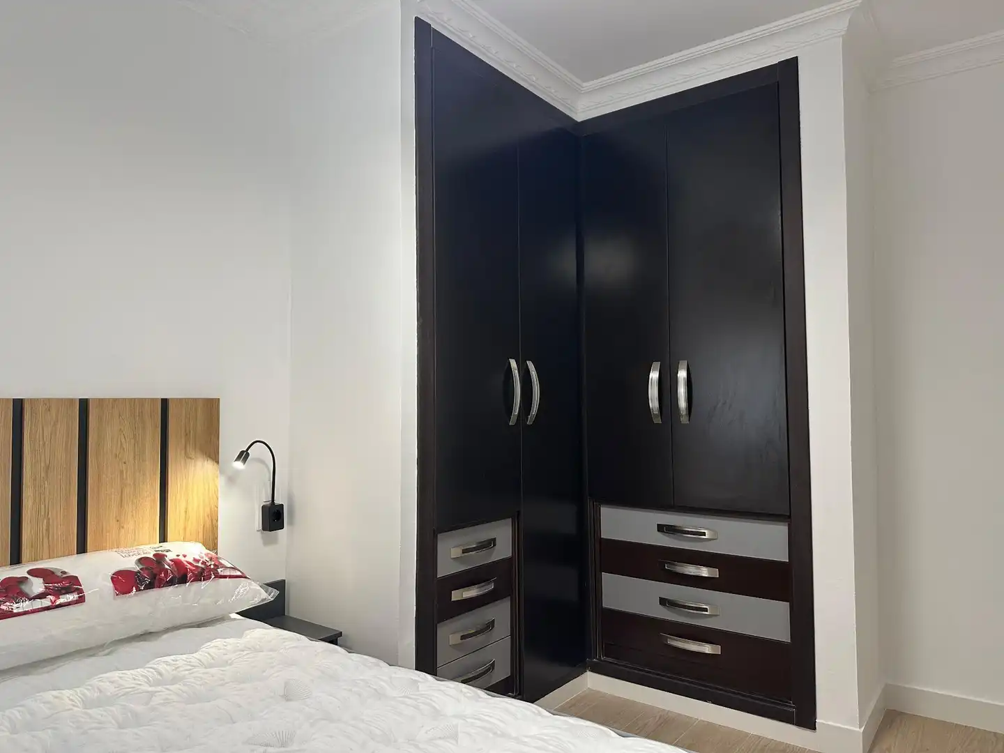 Bedroom of Flat for rent in Huelva  with Air Conditioner and Furnished