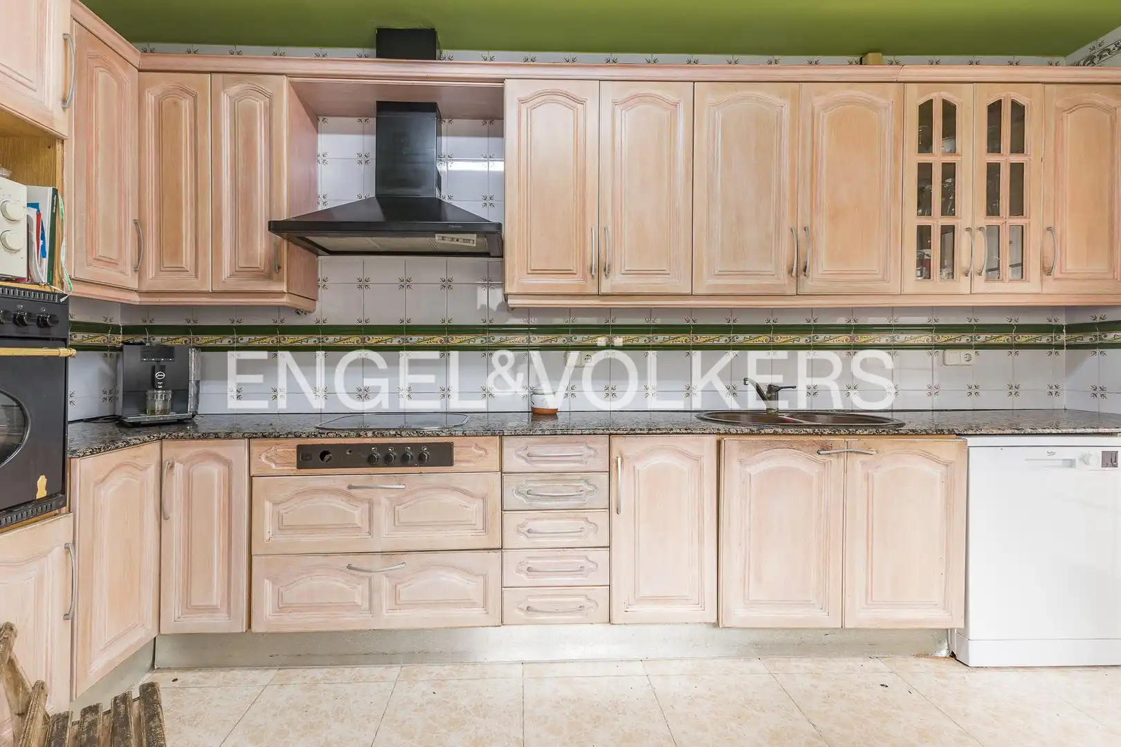 Kitchen of Houses for sale in Vallirana, Barcelona