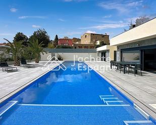 Piscina de Casa o xalet en venda en Vilanova d'Escornalbou amb Aire condicionat, Jardí privat i Terrassa