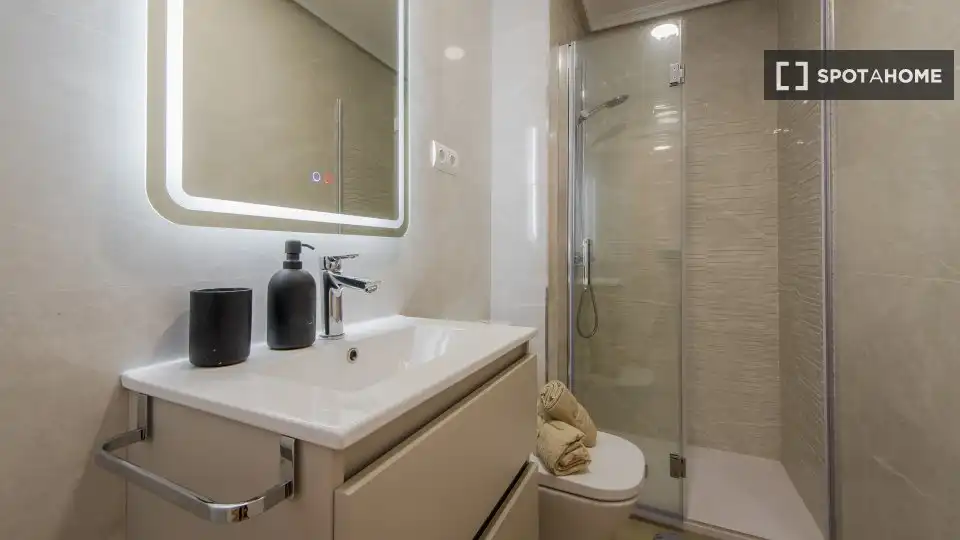 Room in Lucero