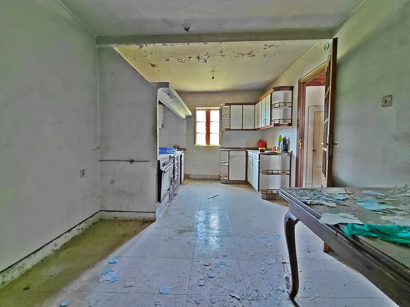 Cuina de Casa o xalet en venda en Portas amb Jardí privat i Traster