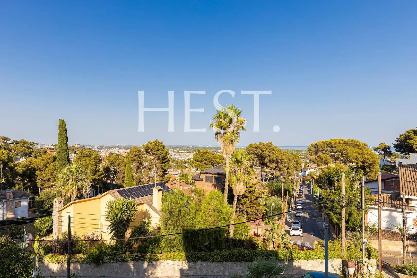 Vista exterior de Casa o chalet en venta en Castelldefels con Calefacción, Jardín privado y Parquet