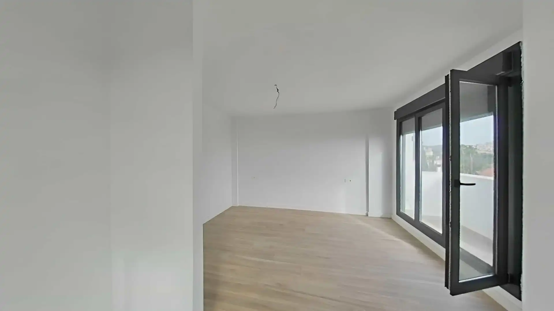 Sala d'estar de Casa o xalet en venda en Manilva amb Aire condicionat, Calefacció i Jardí privat