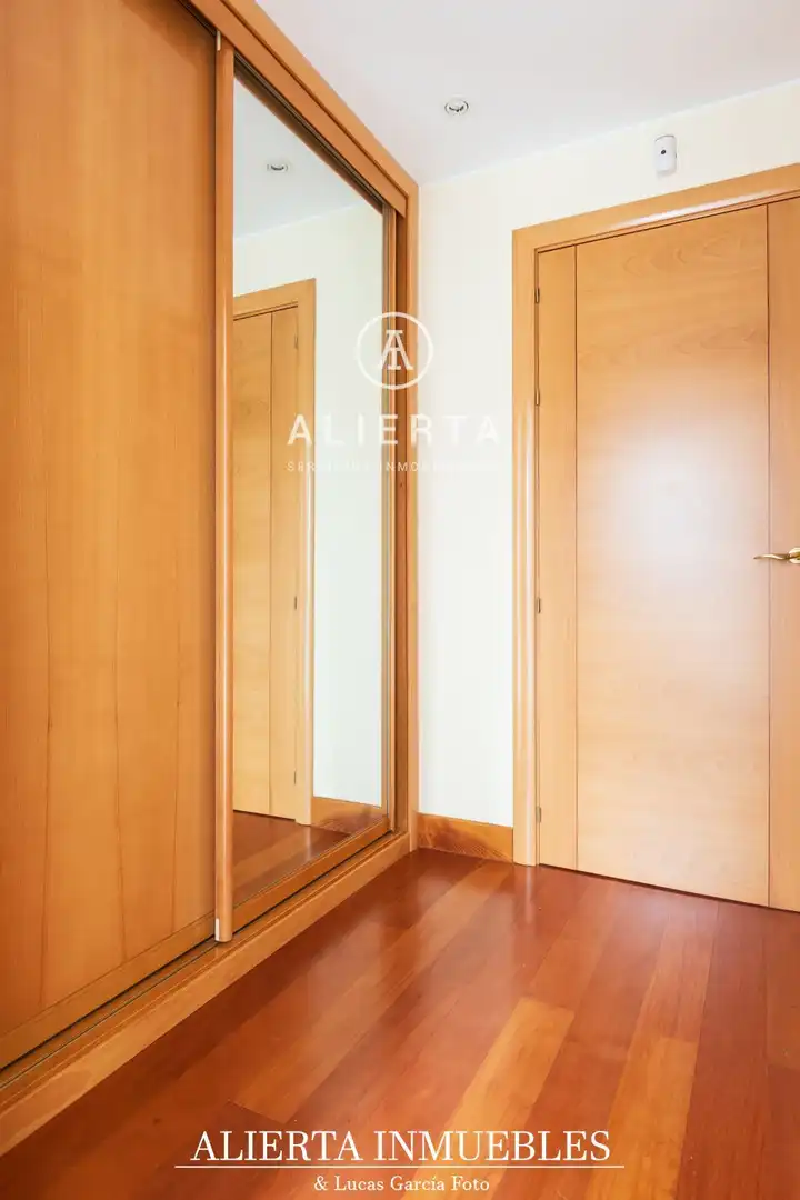 Bedroom of Houses for rent in Zaragoza  with Air Conditioner, Heating and Storage room