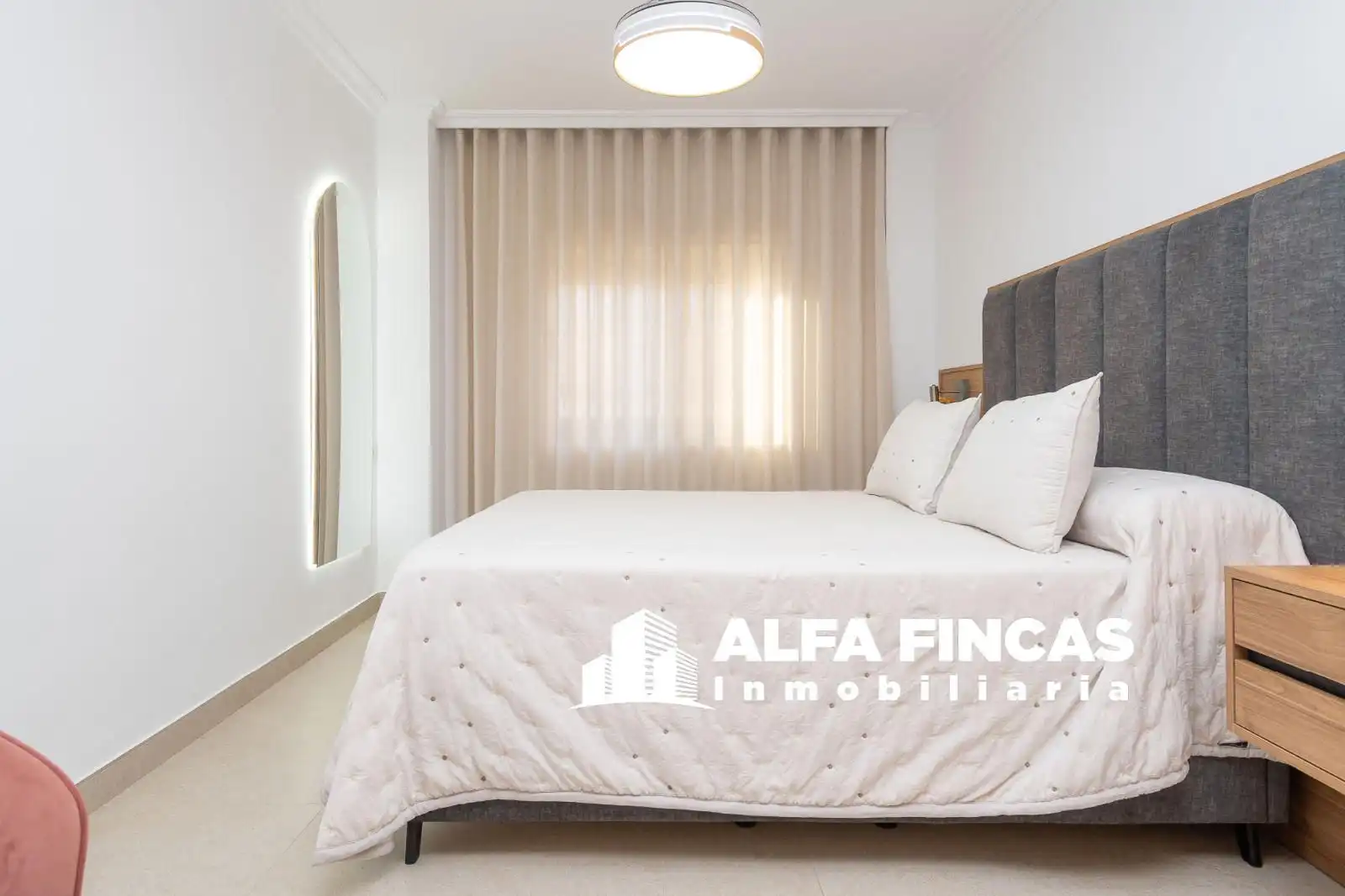 Bedroom of Flat for sale in San Clemente  with Air Conditioner, Heating and Terrace