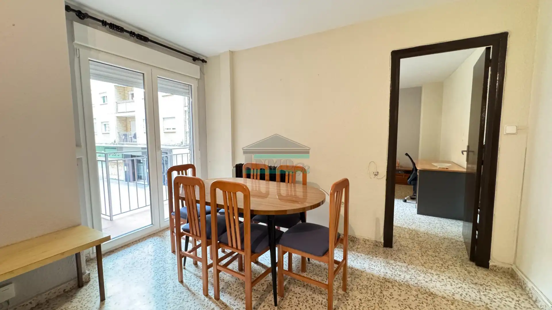 Dining room of Flat for share in Granada  with Heating, Furnished and Oven